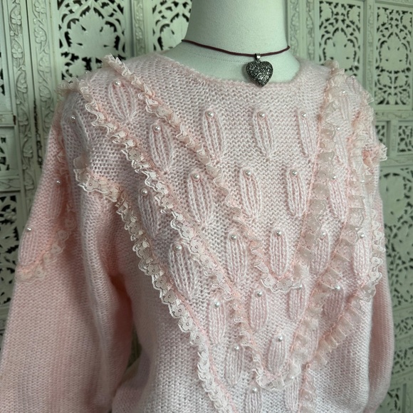 Vintage Debra Martin Baby Pink Lace Pearl Coquette Sweater Sz Small - Picture 2 of 7
